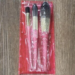 NWOT Lilly Pulitzer Makeup Brushes Lilly Pulitzer Brushes